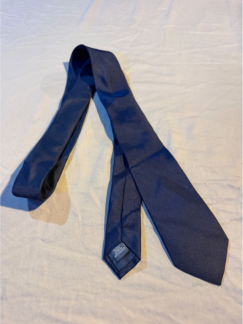 Ryan Seacrest Distinction Navy Blue Silk Tie